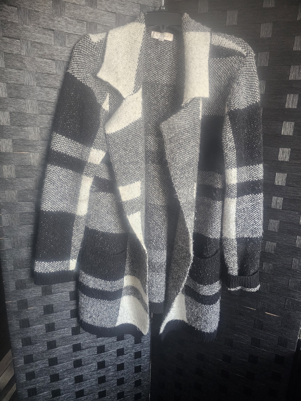 New Directions Black & Cream Plaid Open-Front Cardigan